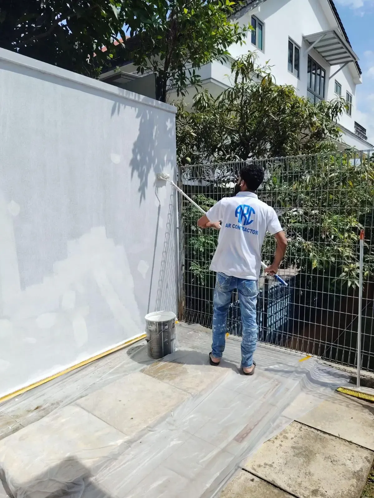 About AR Contractor: Excellence in Painting & Aircon Solutions