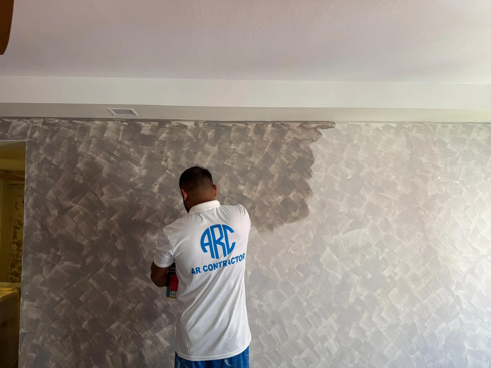 Why Choose AR Contractor for Lime Wash Painting